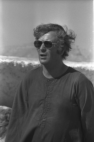 400px-Flickr_-_Government_Press_Office_(GPO)_-_Michael_Caine_in_'Ashanti'