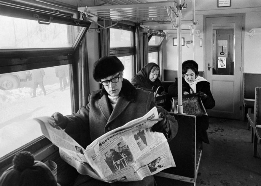 Michael-Caine-1967-Helsinki-b
