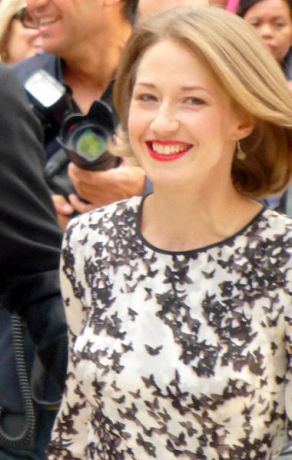 380px-Carrie_Coon_at_2013_Toronto_Film_Festival